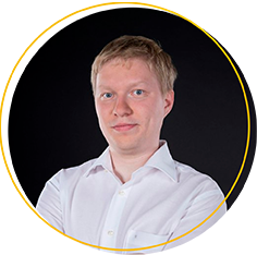 Николай Коновалов трехкратный чемпион Москвы по классическим шахматам среди юношей.